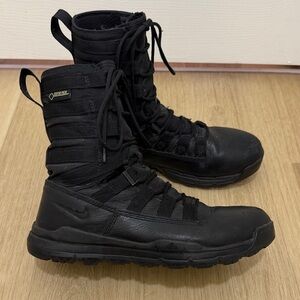 Nike Men's Black Tactical Lace-Up Boots